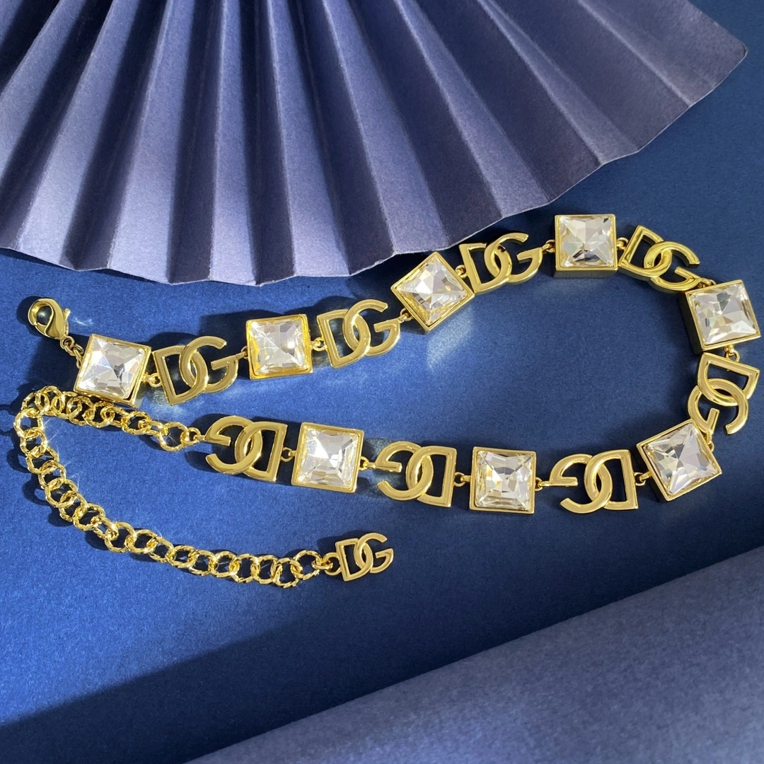 Barbara-- 4o835& 103.3g necklace item : E-S092J3043H
